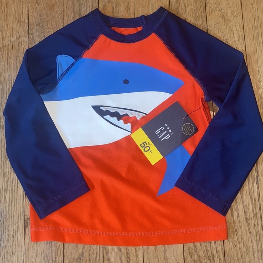 NWT Baby Gap Shark Rash Guard Swim Shirt UPF 50+ Orange Blue (12-18M)